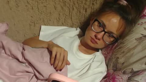 Snapshot of candylady13 chatting on 8, 9, 2025 say meow and send tips  online show from 8, 9, 2025