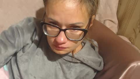 Snapshot of candylady13 chatting on 28, 9, 2025 say meow and send tips  online show from 28, 9, 2025