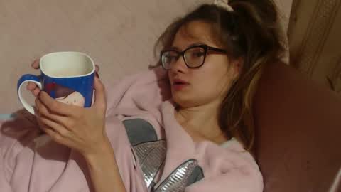 Snapshot of candylady13 chatting on 3, 10, 2025 say meow and send tips  online show from 3, 10, 2025