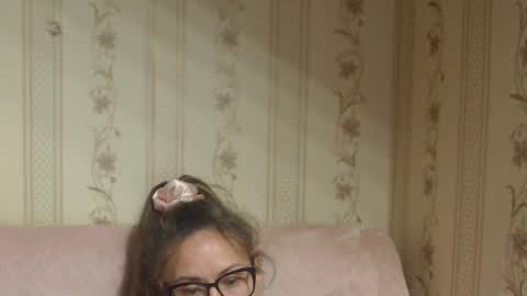 Snapshot of candylady13 chatting on 22, 10, 2025 say meow and send tips  online show from 22, 10, 2025