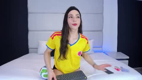 candyluxury_ online show from 23, 6, 2026