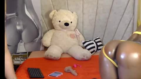 Snapshot of candyspicee chatting on 1, 3, 2025 candyspicee online show from 1, 3, 2025