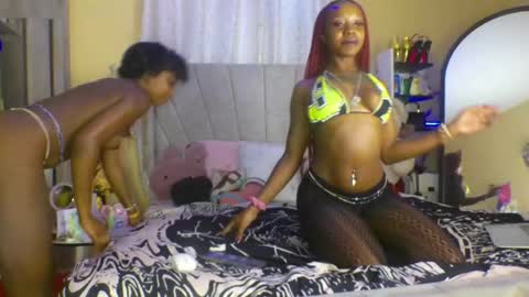 Snapshot of candyspicee chatting on 13, 9, 2025 candyspicee online show from 13, 9, 2025