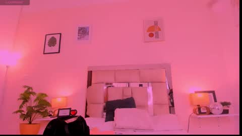 Candy online show from 23, 9, 2025