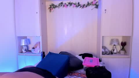 GABRIELA LOPEZ online show from 30, 6, 2026