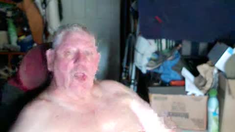 canoelicker69 online show from 18, 9, 2025