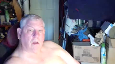 canoelicker69 online show from 19, 9, 2025