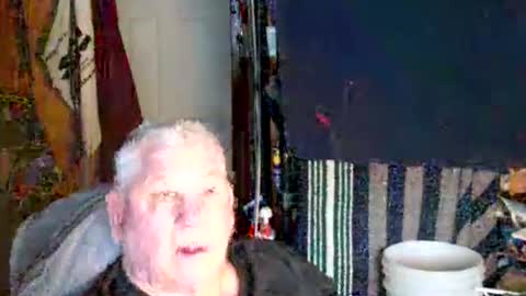 canoelicker69 online show from 16, 12, 2025