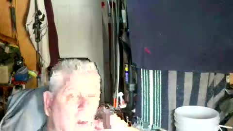 canoelicker69 online show from 18, 1, 2026
