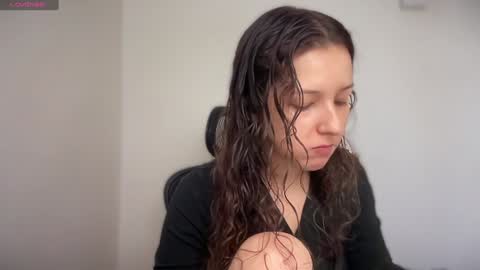 Emma online show from 30, 1, 2025