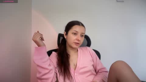 Emma online show from 3, 2, 2025