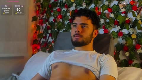 Snapshot of caprywilliams chatting on 17, 12, 2024 caprywilliams online show from 17, 12, 2024