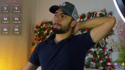 Snapshot of caprywilliams chatting on 19, 12, 2024 caprywilliams online show from 19, 12, 2024