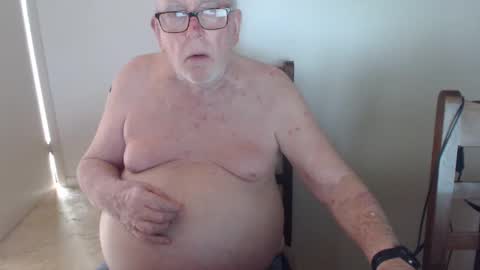 Snapshot of capt5105 chatting on 10, 2, 2025 capt5105 online show from 10, 2, 2025