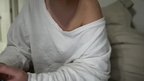 Cara Bou online show from 15, 2, 2026