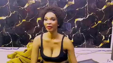 Snapshot of caramelminxx_ chatting on 14, 6, 2026 caramelminxx_ online show from 14, 6, 2026