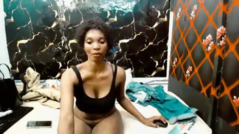 Snapshot of caramelminxx_ chatting on 27, 6, 2026 caramelminxx_ online show from 27, 6, 2026