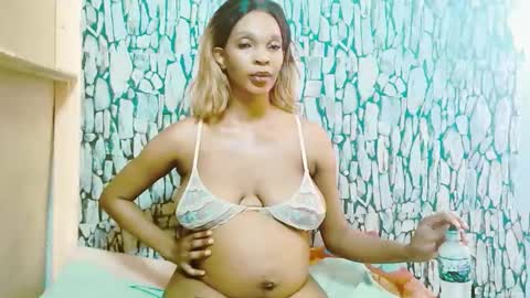 Snapshot of caramelminxxx1 chatting on 12, 2, 2026 caramelminxxx1 online show from 12, 2, 2026