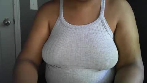 Snapshot of caramelpoundcake chatting on 9, 6, 2026 CaramelPoundCake online show from 9, 6, 2026
