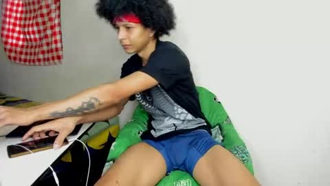 Carlos and Cristian  online show from 5, 5, 2026