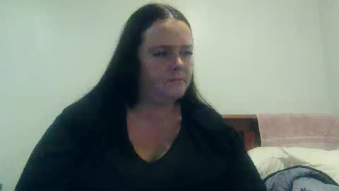 Snapshot of carinabro10 chatting on 4, 10, 2025 carinabro10 online show from 4, 10, 2025
