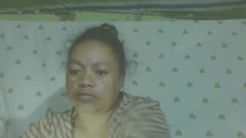 carinesexy69 online show from 13, 5, 2026