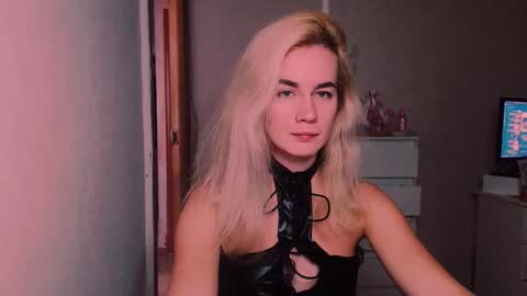 Carin online show from 4, 11, 2025