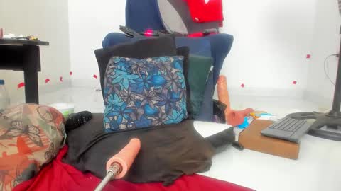 carla_prestige online show from 10, 10, 2025