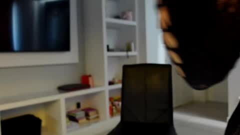 carla_secretary online show from 5, 5, 2026