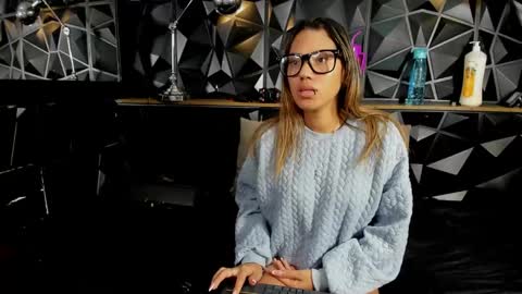 Snapshot of carlamarrinson chatting on 9, 2, 2025 carlamarrinson online show from 9, 2, 2025