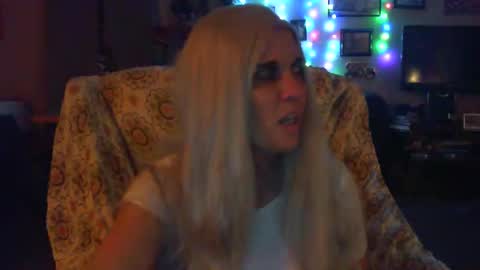 Carley online show from 28, 12, 2024