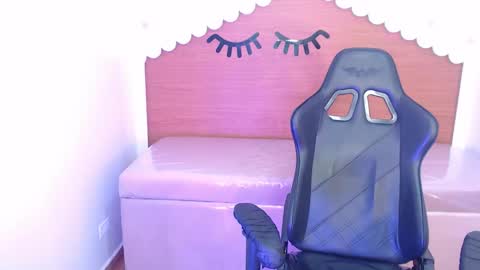 CARLYE   online show from 27, 11, 2025