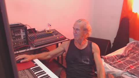 Snapshot of carlos2557 chatting on 25, 2, 2026 carlos online show from 25, 2, 2026