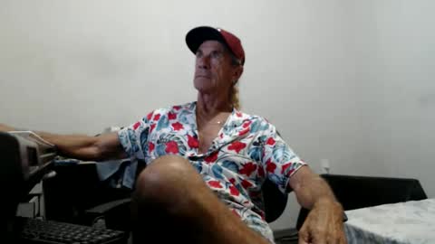 Snapshot of carlos2557 chatting on 16, 3, 2026 carlos online show from 16, 3, 2026