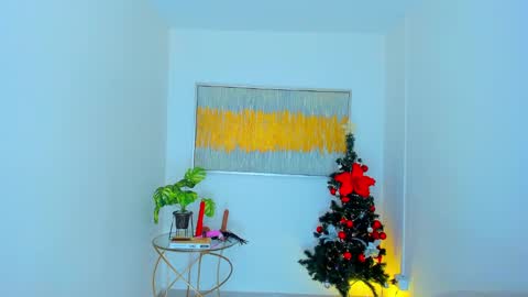 Snapshot of carlota_peach chatting on 27, 12, 2024 Andrea online show from 27, 12, 2024