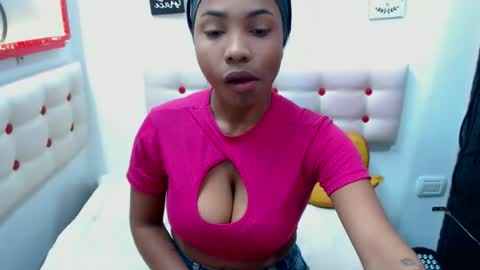 CarlotaDivaxxx online show from 15, 6, 2026