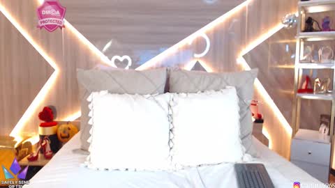 Carla Carla  I am sensual goddes and i was born for loveworshipping and enjoyment. online show from 1, 11, 2025