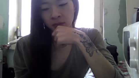 CarlyJoy online show from 3, 3, 2025