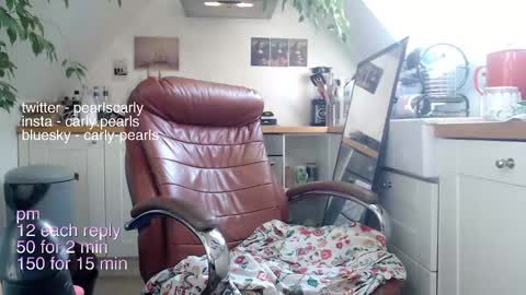 Carly Pearls online show from 6, 3, 2025