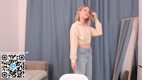 Snapshot of carmellasavina chatting on 18, 3, 2026 Alice online show from 18, 3, 2026