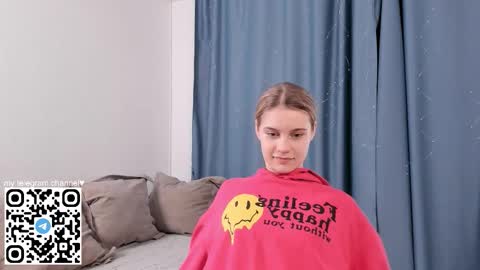 Snapshot of carmellasavina chatting on 25, 3, 2026 Alice online show from 25, 3, 2026