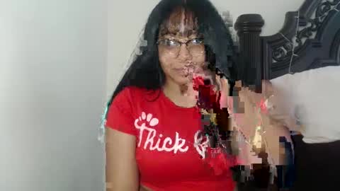 CARAMEL xoxo online show from 28, 9, 2025