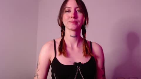 carmennrusso online show from 12, 10, 2025