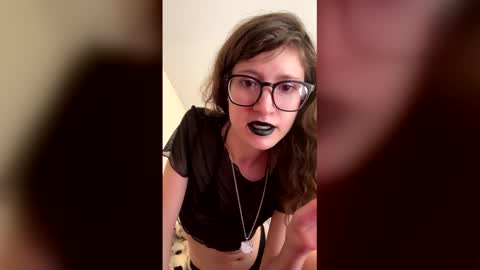 Snapshot of carmenrose1234 chatting on 29, 3, 2026 carmenrose1234 online show from 29, 3, 2026