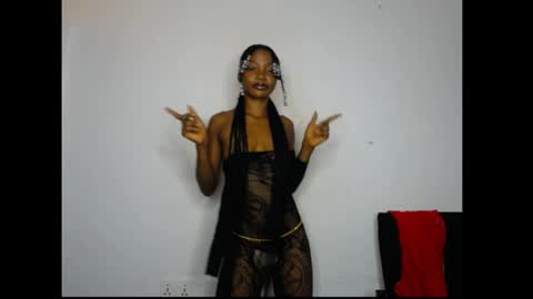 Snapshot of carobaby8 chatting on 30, 5, 2026 caroline online show from 30, 5, 2026