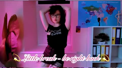 Snapshot of carol_carmen chatting on 15, 5, 2026 Carol online show from 15, 5, 2026
