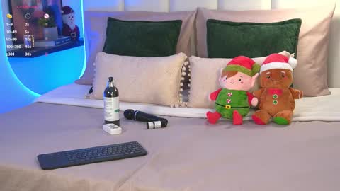 Snapshot of carol_ferreer chatting on 4, 12, 2025 carol online show from 4, 12, 2025