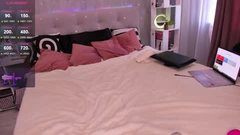 Snapshot of carol_may_ chatting on 7, 3, 2025 carol_may_ online show from 7, 3, 2025