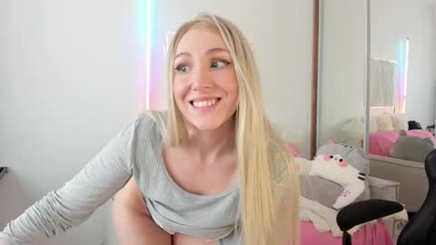 Snapshot of carol_may_ chatting on 5, 3, 2026 carol_may_ online show from 5, 3, 2026