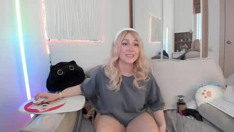 Snapshot of carol_may_ chatting on 14, 3, 2026 carol_may_ online show from 14, 3, 2026